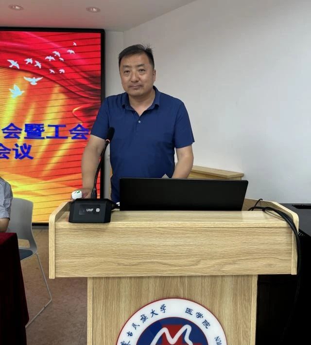 教职工9.jpg